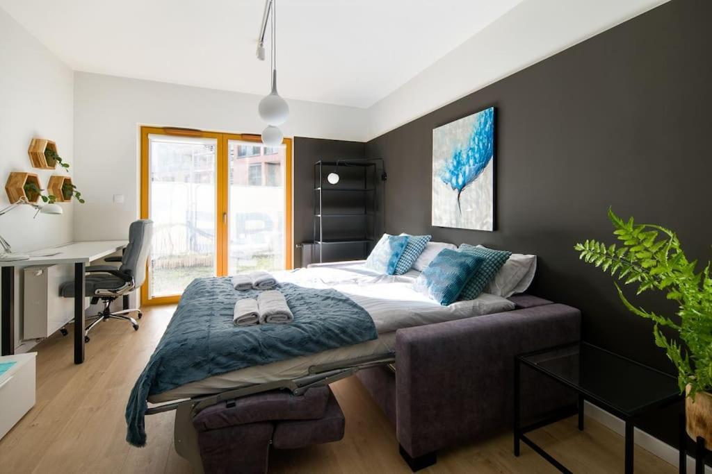 Modern Apt Next To Train Station Cracovia Exterior foto